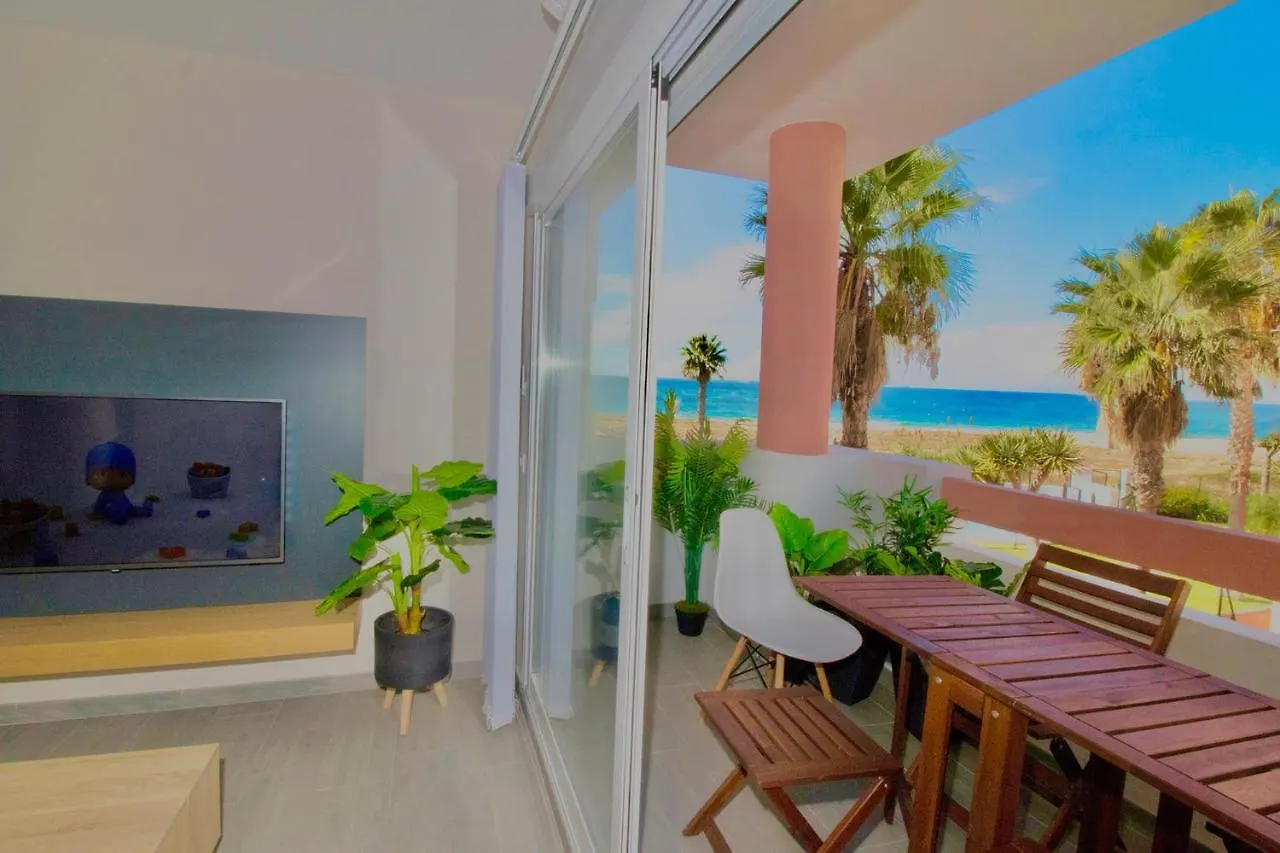 Apartasuites Royal Zahara, Maximo Confort Con Vistas Al Mar Zahara de los Atunes