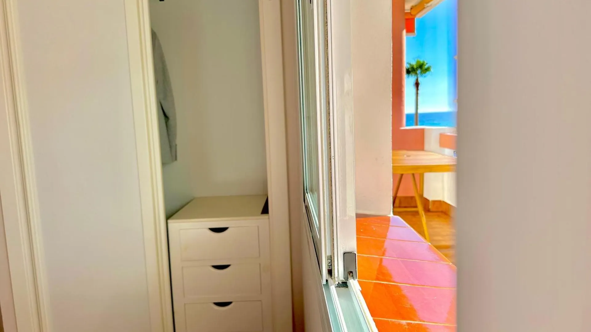 Apartasuites Royal Zahara, Maximo Confort Con Vistas Al Mar Zahara de los Atunes
