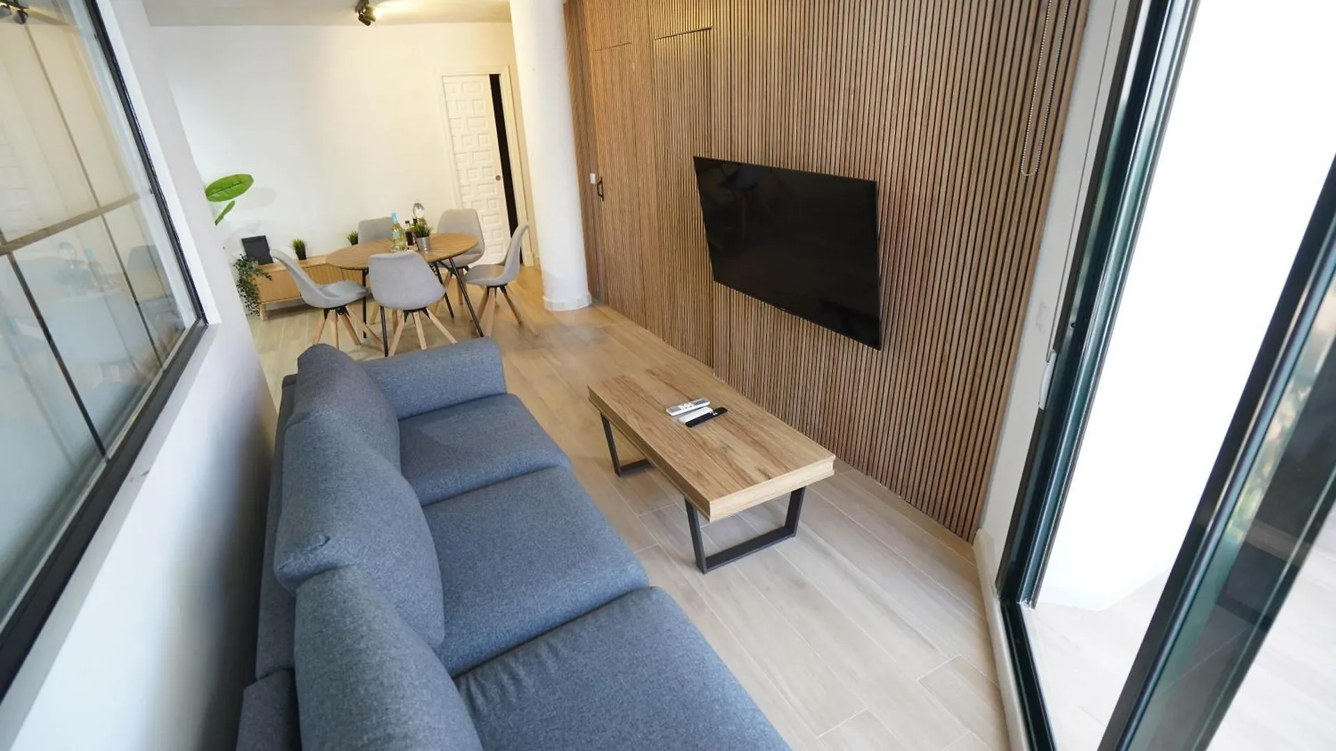 Apartasuites Royal Zahara, Maximo Confort Con Vistas Al Mar Zahara de los Atunes