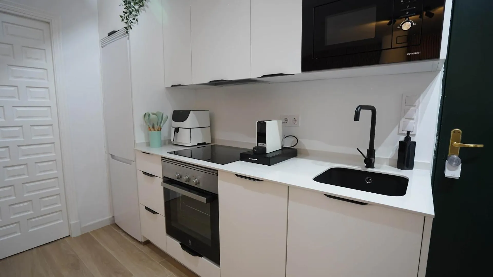 Apartasuites Royal Zahara, Maximo Confort Con Vistas Al Mar Zahara de los Atunes Apartman